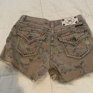 Miss me shorts